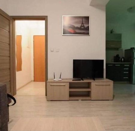 Apartman Vil Liptovsky Jan Apartman Lipótszentmiklós Kültér fotó