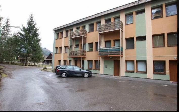 Apartman Vil Liptovsky Jan Apartman Lipótszentmiklós Kültér fotó